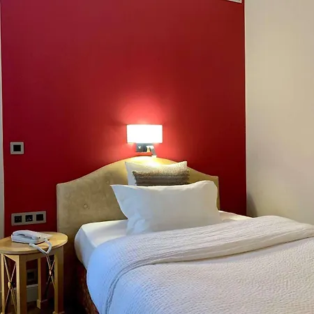 Saint Germain Hotel