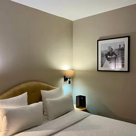 Saint Germain Hotel