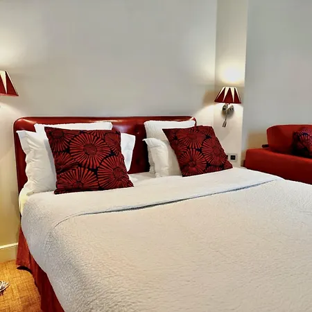 Saint Germain Hotel