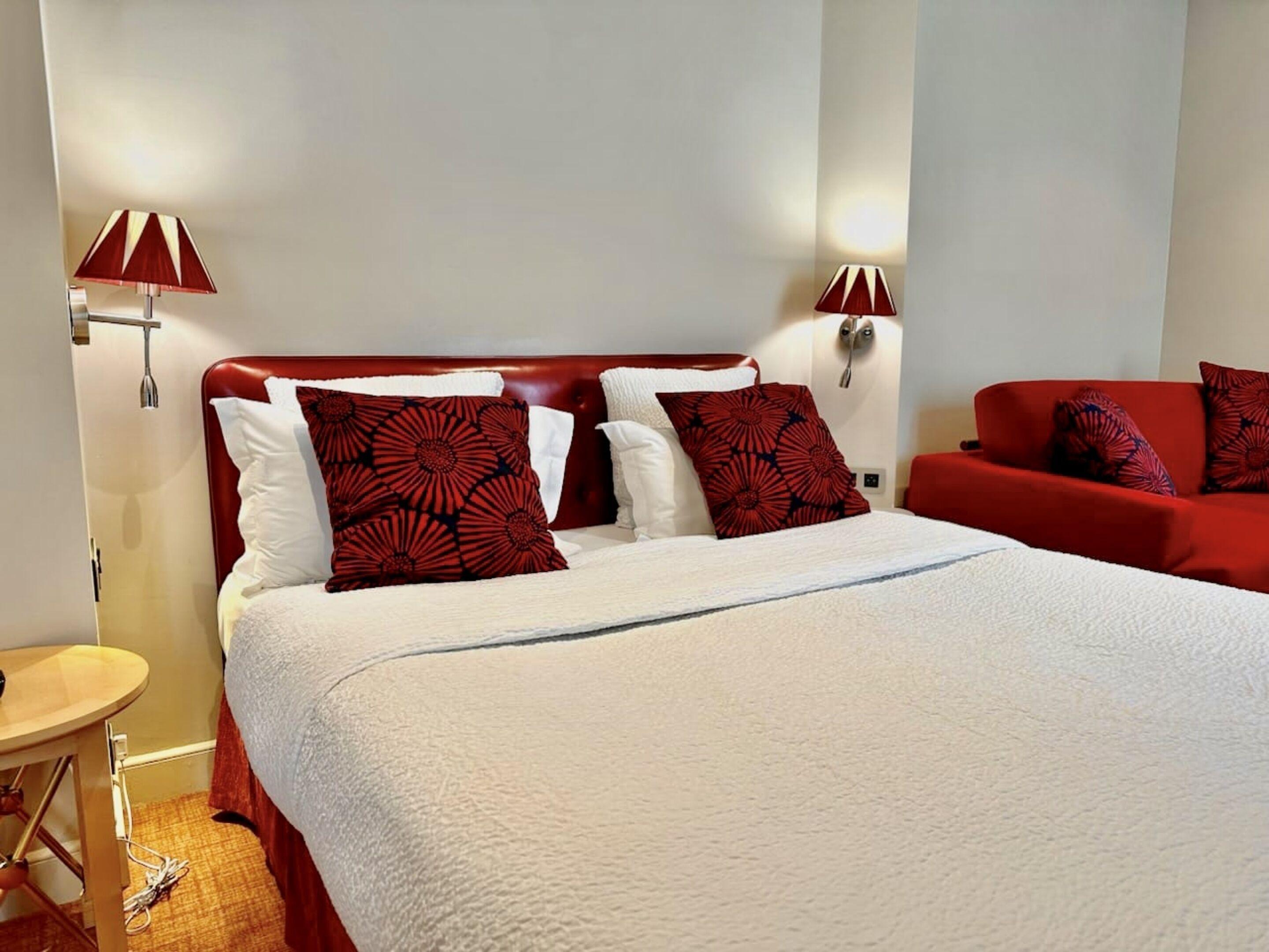 Saint Germain Hotel