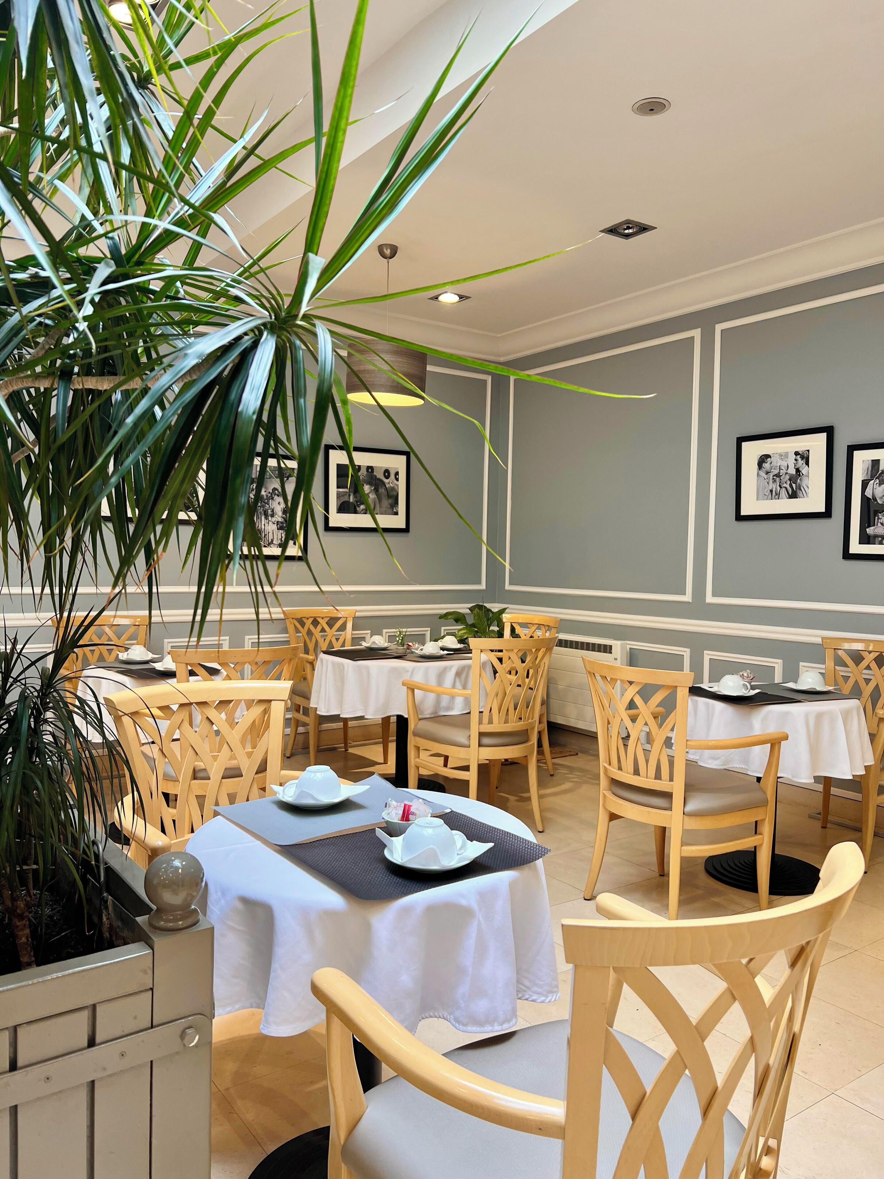 Saint Germain Hotel