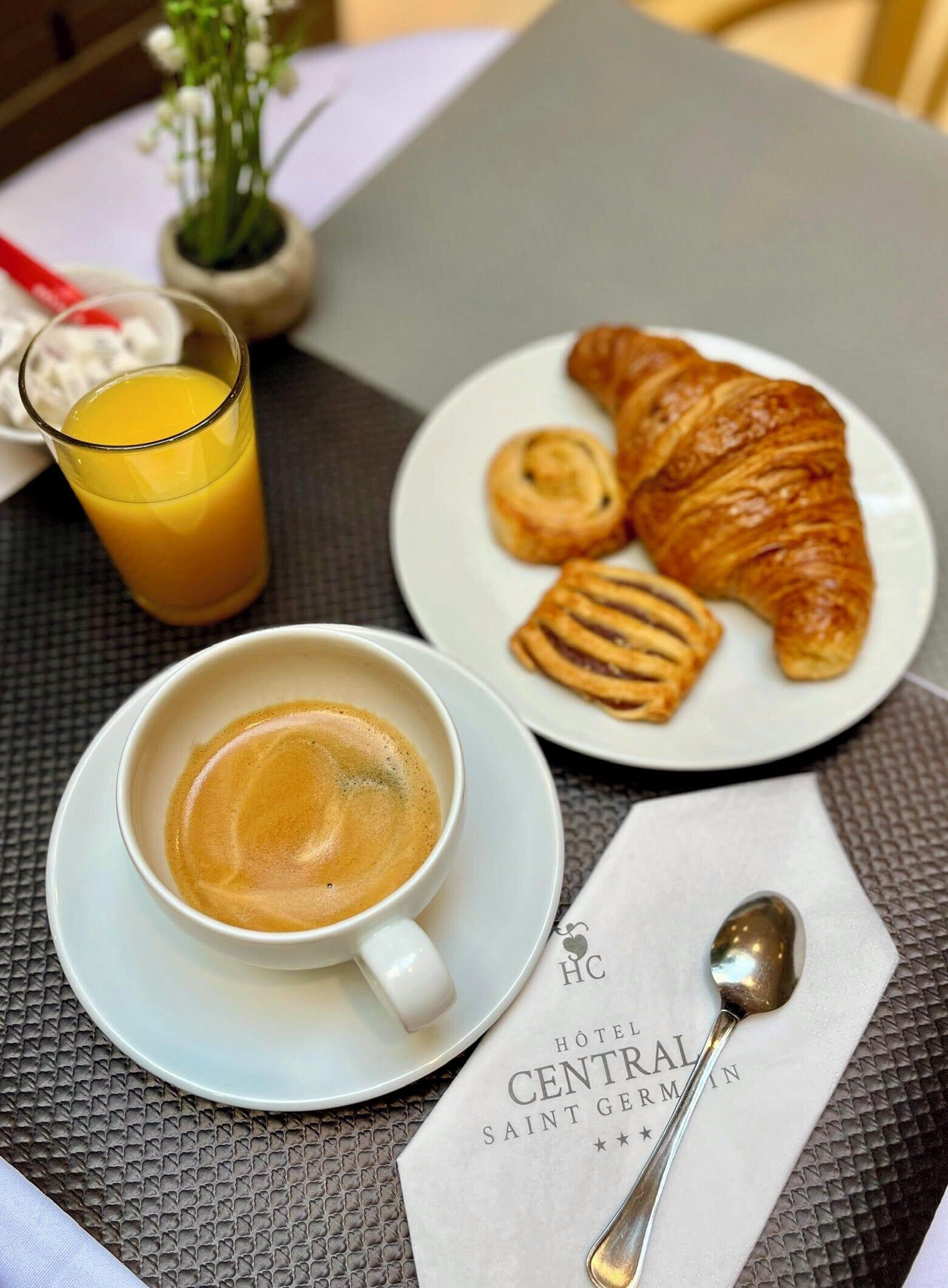 Hotel Saint Germain 3*